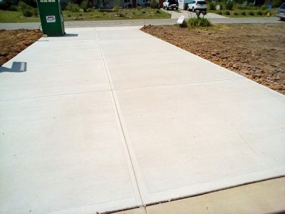 Concrete Sidewalk Installation